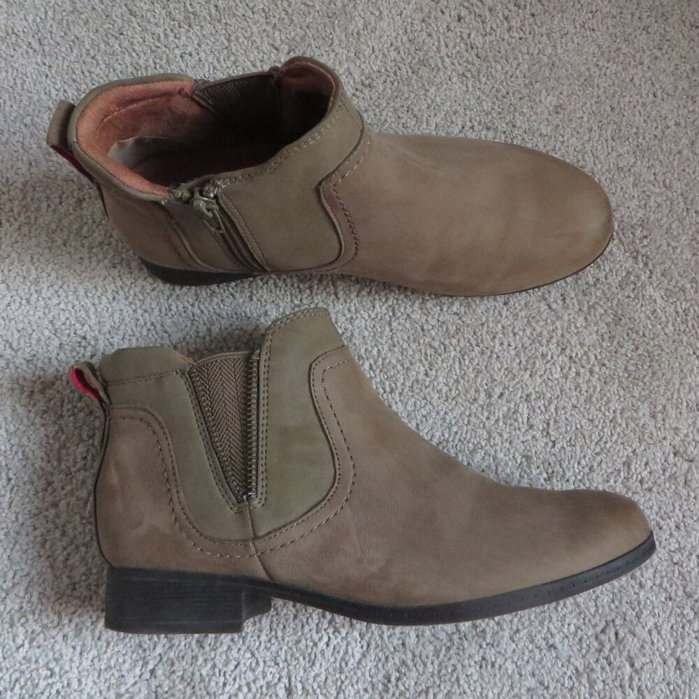 Cobb Hill Womens Crosbie Gore Ankle Boots Size 7 Green/Brown Nubuck # CI8847